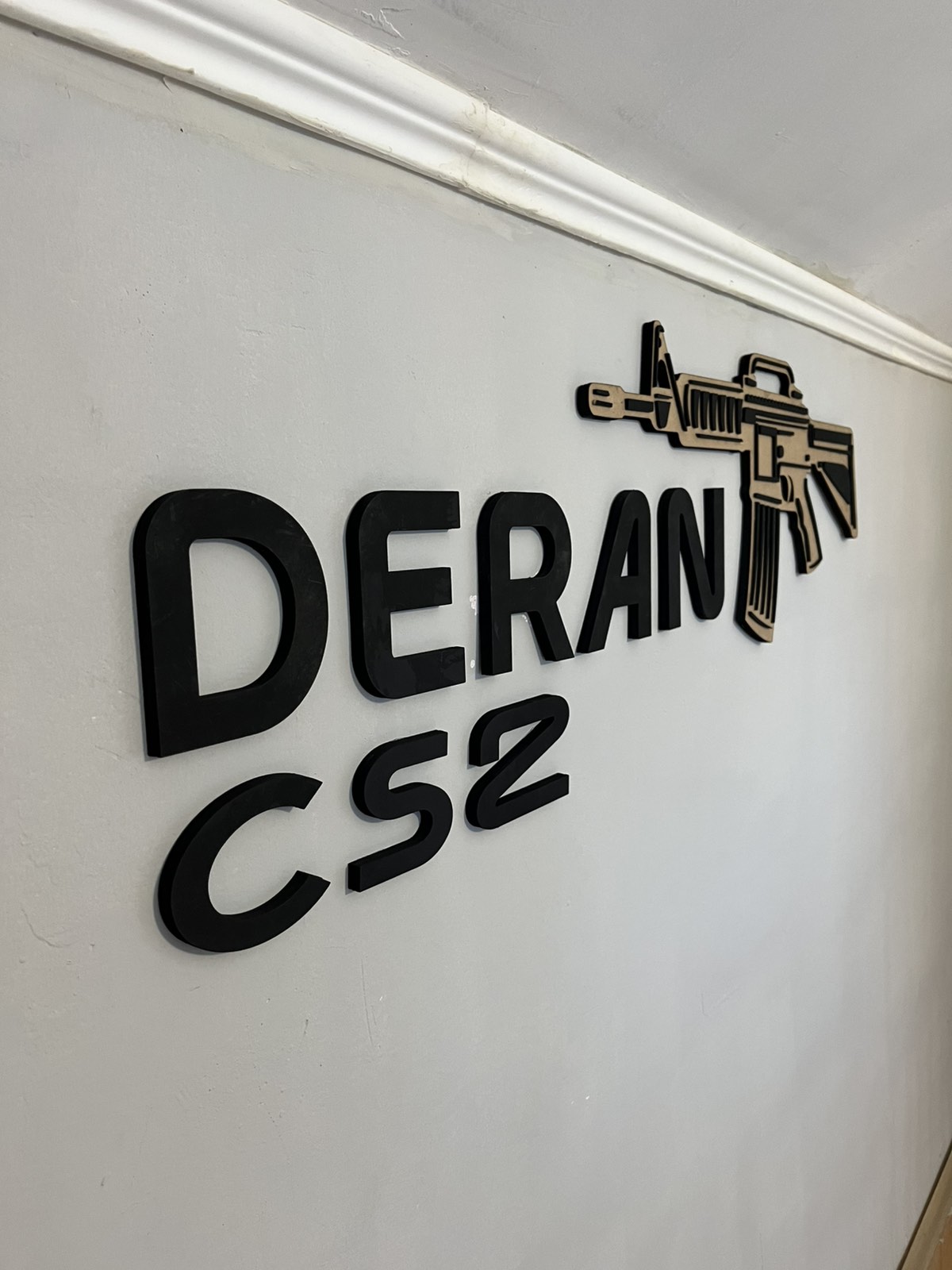 02-05-c61db7b4e70b7bd144cac324a5ee3592fa70097b40d431f42ce250ed62f2e482-3850ac09b12f32c5 Zidna dekoracija - CS2 M4A1S