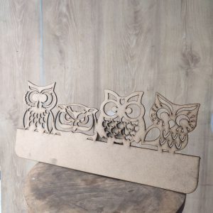 Zidni čiviluk sa sovama